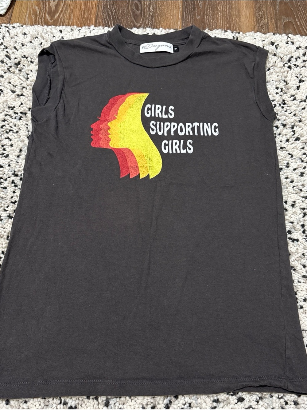 Girl Dangerous Girls supporting Girls Muscle Tee Medium 100% Cotton